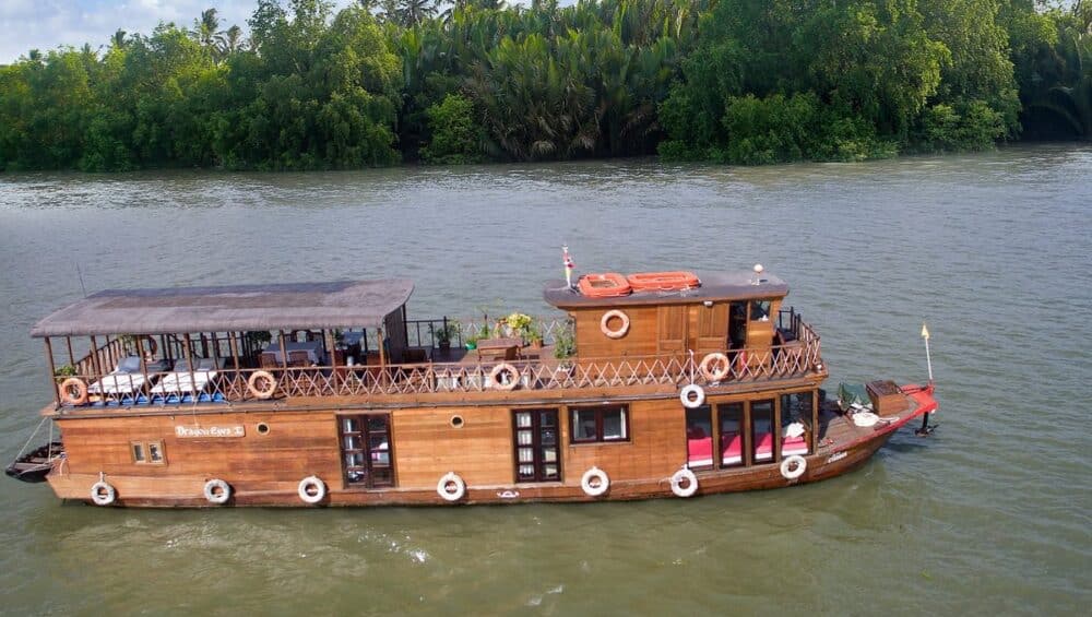 ho-chi-minh-city-tour-vietnam-holiday-Oriental-Colours agence de voyage vietnam croisiere vietnam pas cher mekong eyes