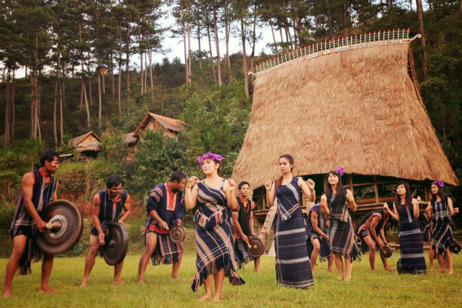 spectable tribu vietnam