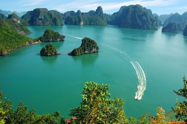 Circuit privé – 11 jours de luxe à travers le Vietnam : Saigon – Hoi An – Hanoi – Halong