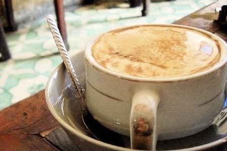 une tasse de café aux oeuf au vietnam
