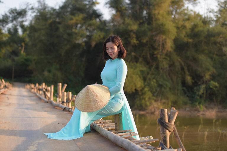 Ao-dai-tenue-traditionnelle-vietnamienne
